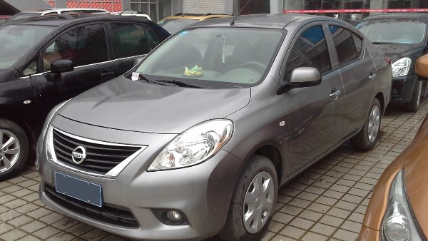 نيسان صني‏ موديل 2015