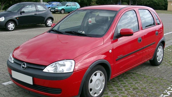 اوبل كورسا 2003
