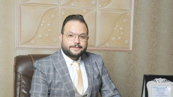 الدكتور أحمد أبو شعرة 