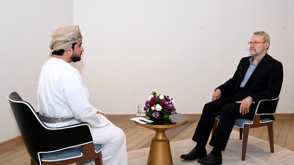 لاريجاني خلال لقاء مع التلفزيون العماني