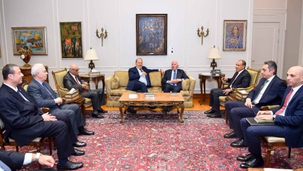 وفد من حركة فتح يلتقي وزير الخارجية المصرية 