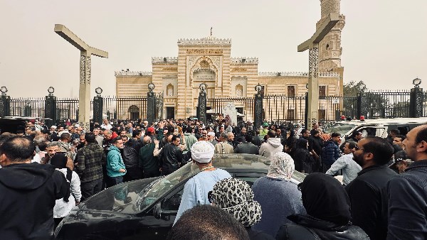 تشيع الجثمان 