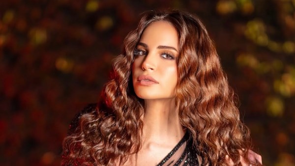 آمال ماهر تخطف الأنظار في أحدث ظهور..شاهد