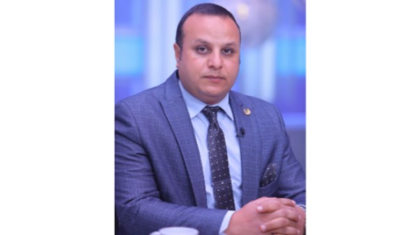  الدكتور عاصم حجازي