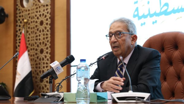 عمرو موسى، وزير الخارجية الأسبق،