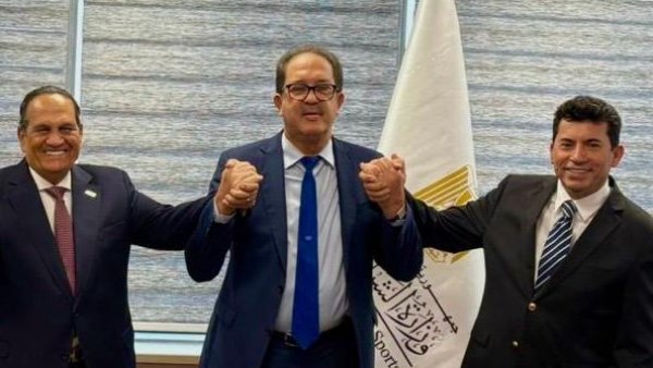 صورة من اللقاء