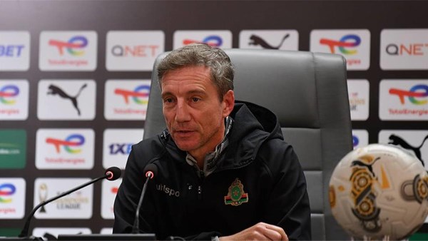 ألكسندر سانتوس المدير الفني لفريق الجيش الملكي المغربي