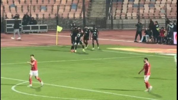 صورة من اللقاء