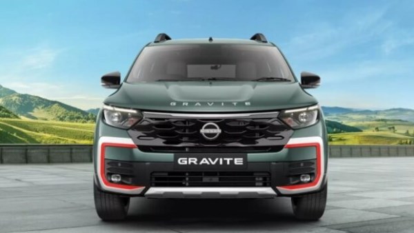 نيسان جرافيت 2026