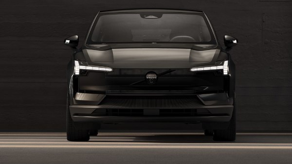 فولفو EX30 Black Edition