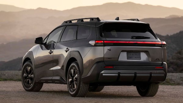 تويوتا bZ وودلاند 