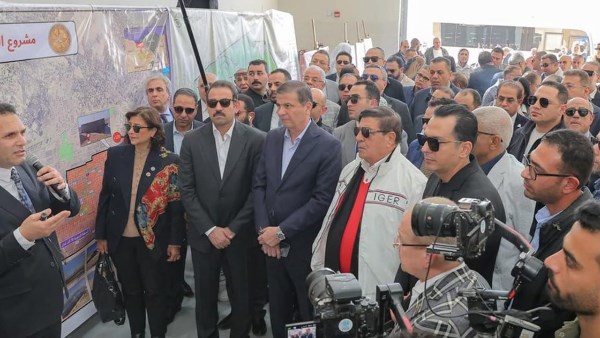 صورة من الزيارة 