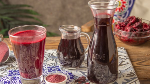  عصائر رمضان..طريقة عمل بودرة الكركديه ( العناب)