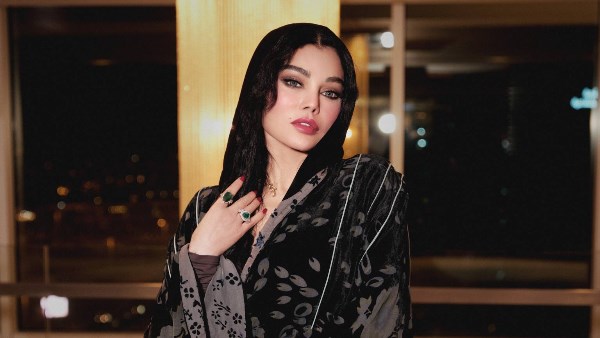  هيفاء وهبي بالعباية و طرحة سوداء احتفالا بشهر رمضان الكريم