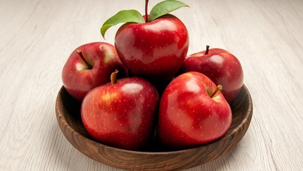 حبة من التفاح على السحورتقضى على الشعور بالجوع