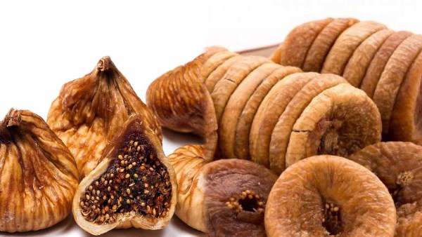  ماذا يحدث لجسمك عند تناول التين المجفف فى السحور والافطار؟