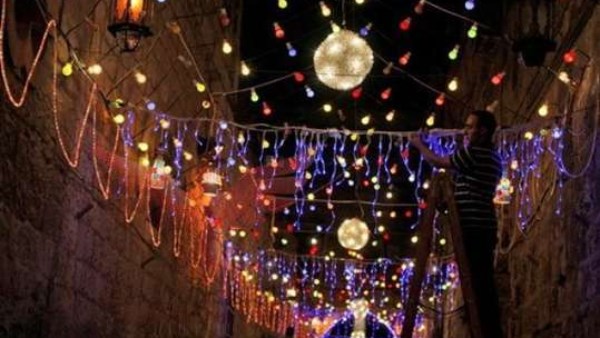 هل تعليق الزينة والفوانيس في رمضان بدعة