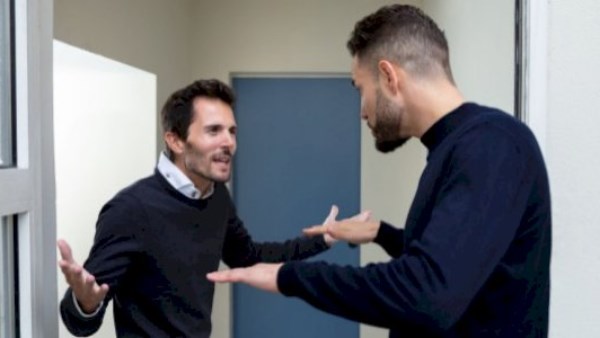 حكم من يتشاجر في نهار رمضان وهو صائم