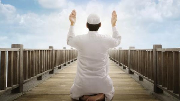 دعاء اليوم الخامس من رمضان لانشراح الصدر وتيسير الأمور