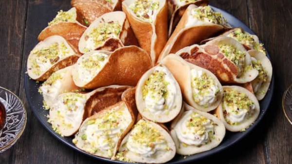 طريقة عمل القطايف بالقشطة