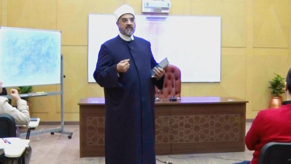 الدكتور عمرو الورداني