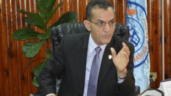 الدكتور عبد الحي عزب