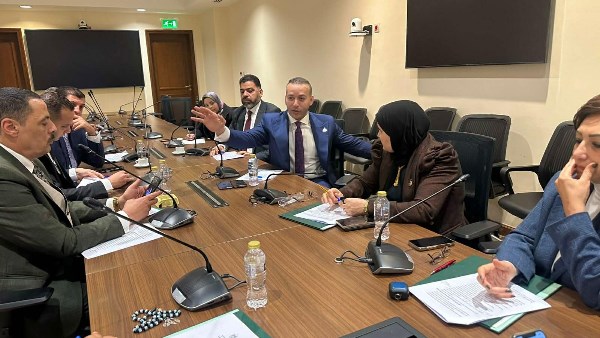 لجنة الاتصالات 