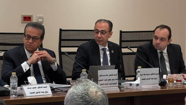 النائب الدكتور شريف باشا، رئيس لجنة الشئون الصحية بمجلس النواب