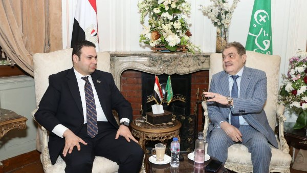 عبدالمنعم‭ ‬إمام والسيد البدوي