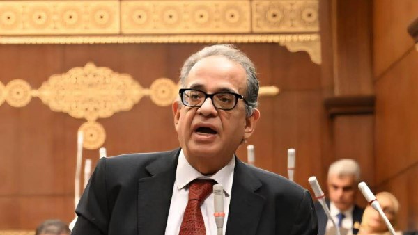 النائب طارق عبد العزيز، ممثل الهيئة البرلمانية لحزب الوفد