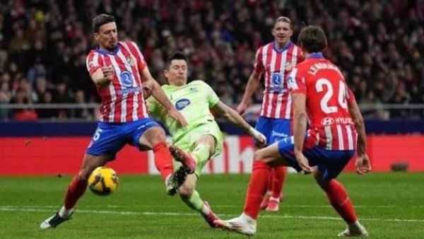 برشلونة وأتلتيكو مدريد 