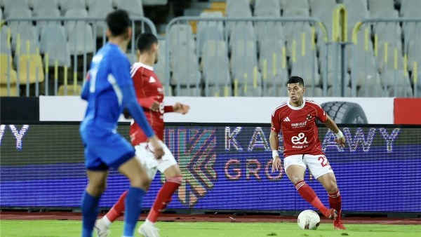 الأهلي وسموحة 