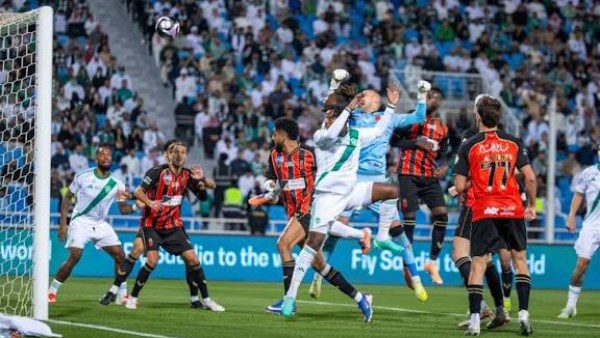 الأهلي والرياض السعودي 