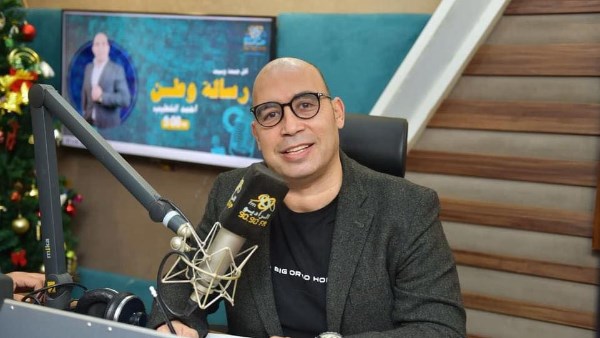 الكاتب الصحفى أحمد الخطيب