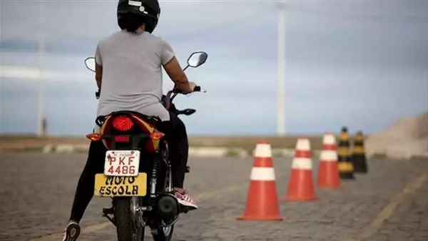 رخصة قيادة دراجة نارية موتوسيكل لأول مرة