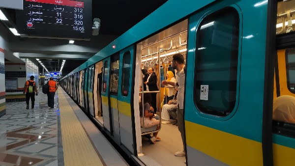 مواعيد تشغيل القطار الكهربائي الخفيف (LRT) ومترو الأنفاق خلال شهر رمضان المبارك