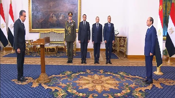 الدكتور خالد عبد الغفار