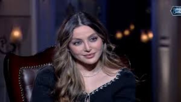 الفنانة مرام علي