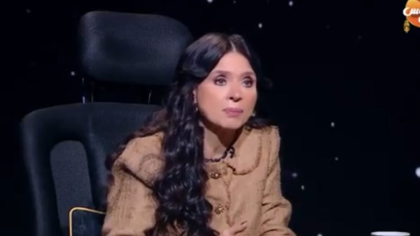  الراقصة دينا