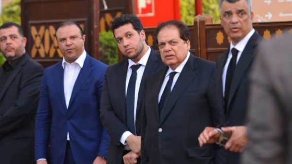 النائب محمد أبو العينين