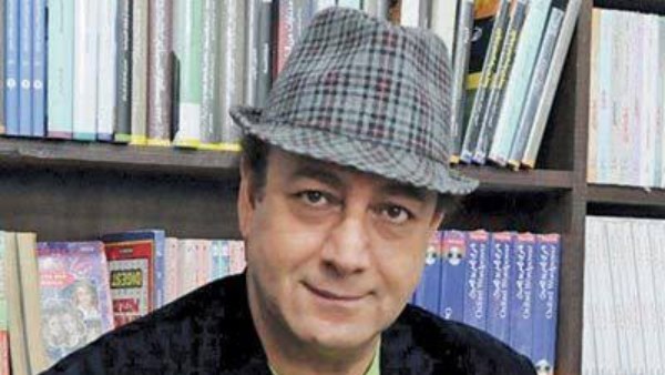 الكاتب والروائي وحيد الطويلة