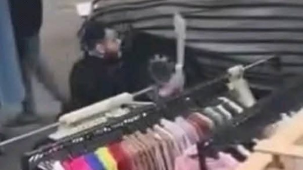 لقطة من الفيديو