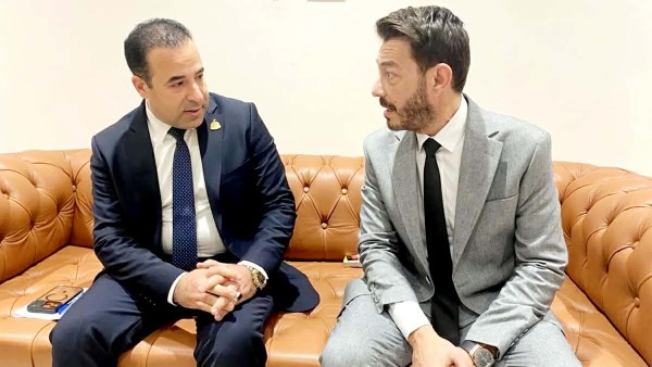 الفنان أحمد زاهر والنائب أحمد بدوي رئيس اتصالات النواب
