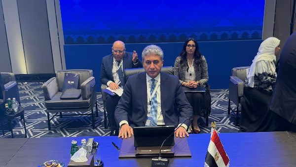 شريف فتحي ، وزير السياحة والأثار