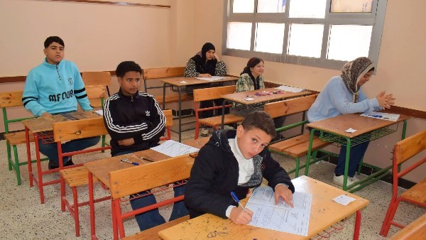 طلاب المدارس