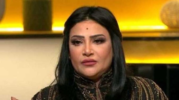 الفنانة بدرية طلبة