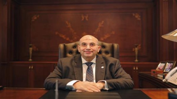  النائب أشرف عبد الغني ، أمين سر اللجنة الاقتصادية في مجلس الشيوخ