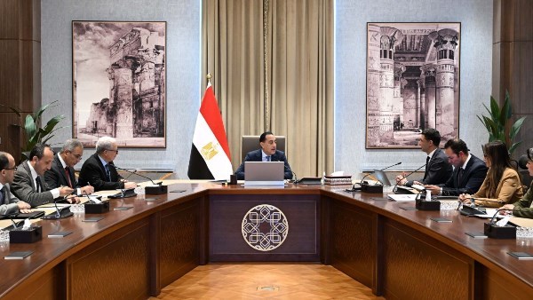 الدكتور مصطفى مدبولي ، رئيس مجلس الوزراء