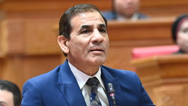 عبد العليم داود يعلن رفضه تعديل قانون نقابة المهن الرياضية عبد العليم داود يعلن رفضه تعديل قانون نقابة المهن الرياضية