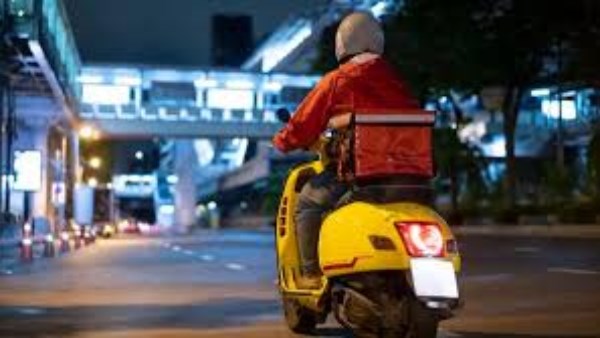 عمال الدلفيري 